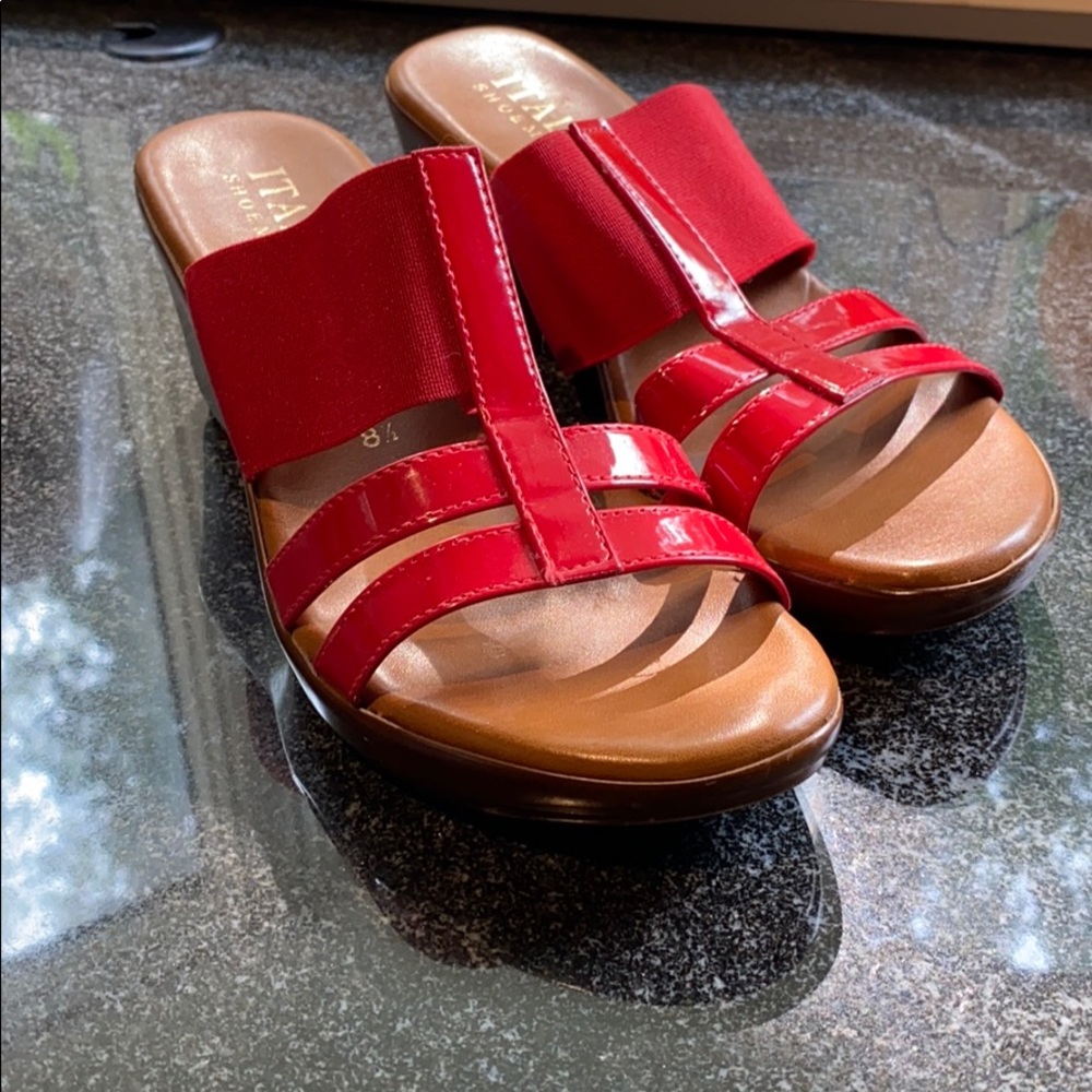 Wedge heels